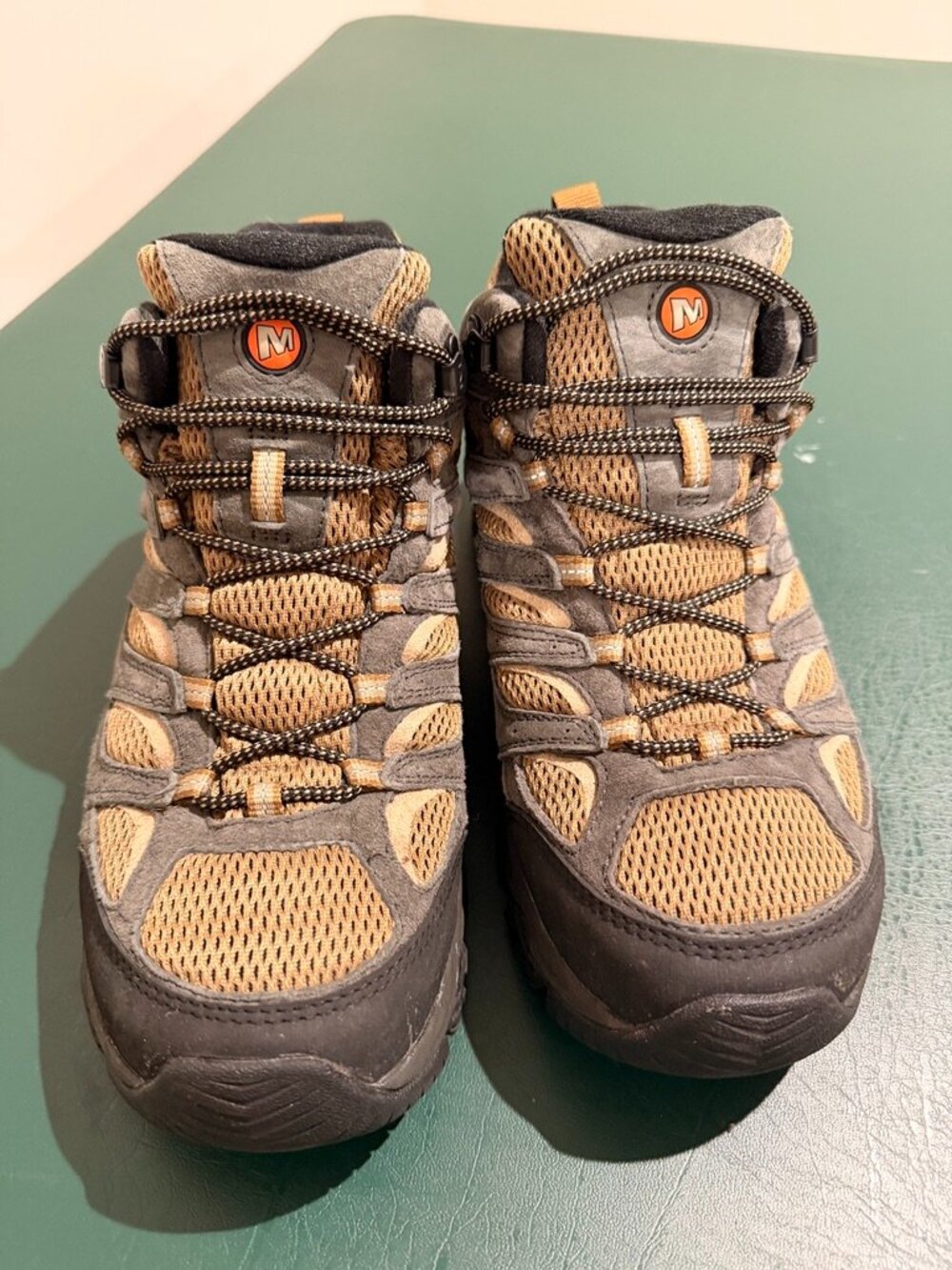 Merrell Moab 3 Mid Waterproof Hiking Boots Men's 8 Wide Butternut/Beluga